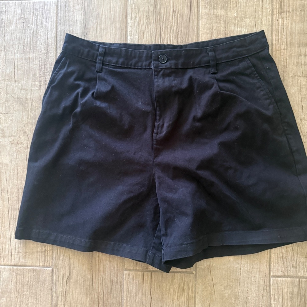 Banana Republic Women Black Pleated Chino Shorts Size 14 High Rise Casual Cotton